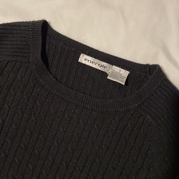 Crop Top Sweater - Picture 1 of 3